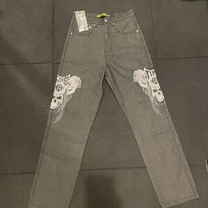 Game Time Black Straight-Leg Jeans with White Skull Graphics